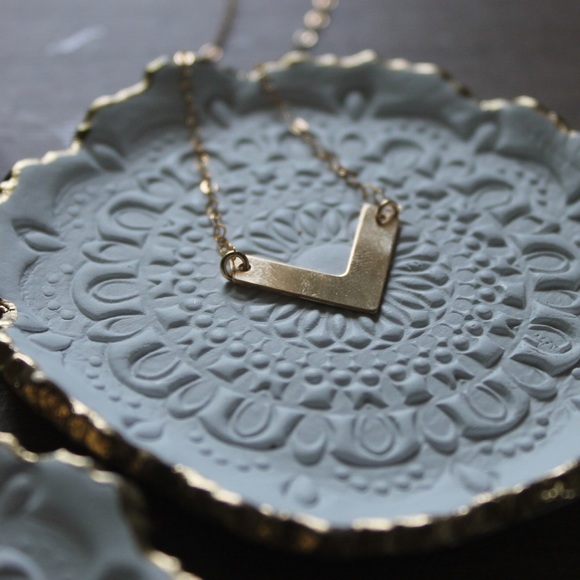 Boho Minimal Chevron Gold Filled Necklace - Picture 3 of 3